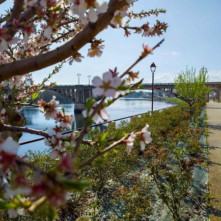 Chaleureux Appartement A Deux Pas Du Centre-Ville De Castillon, De La Dordogne Et Proche Saint-Emilion Zewnętrze zdjęcie